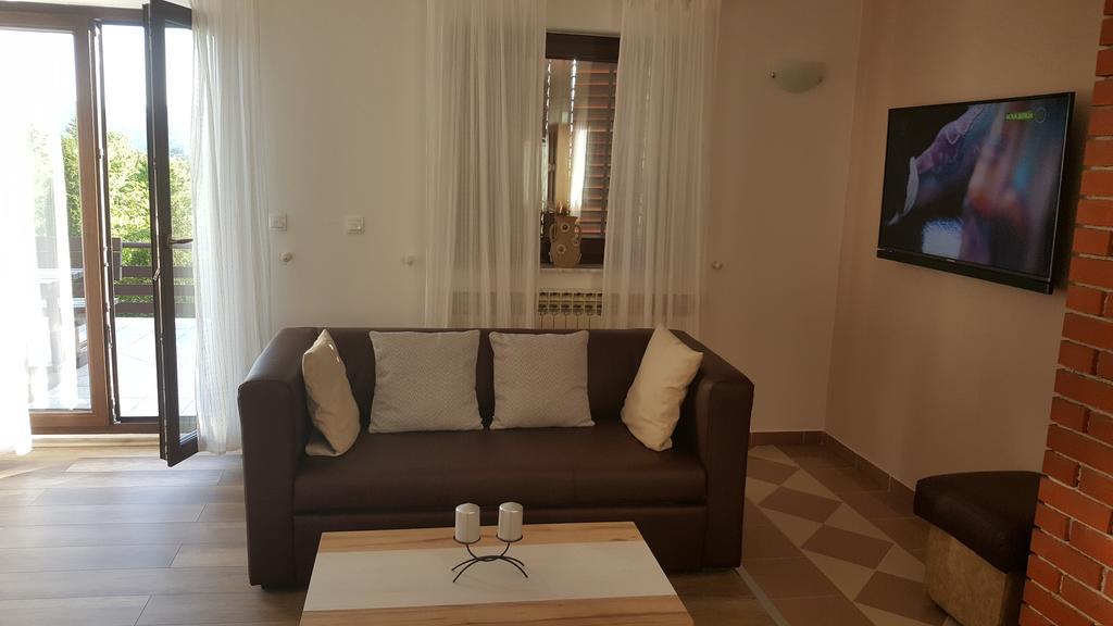 House Tudic Apartment Dreznik Grad Exterior photo